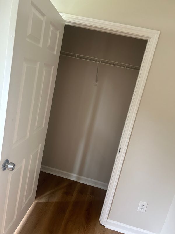 Building Photo - 8102 Fairington Village Dr