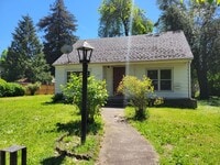 Building Photo - Charming Springfield Home