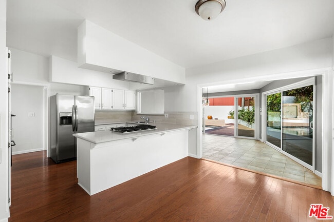 Building Photo - 3818 Seahorn Dr
