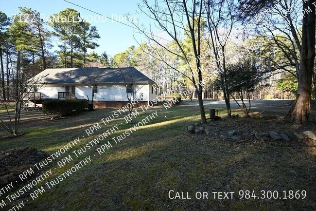 Building Photo - 7122 Ramblewood Dr