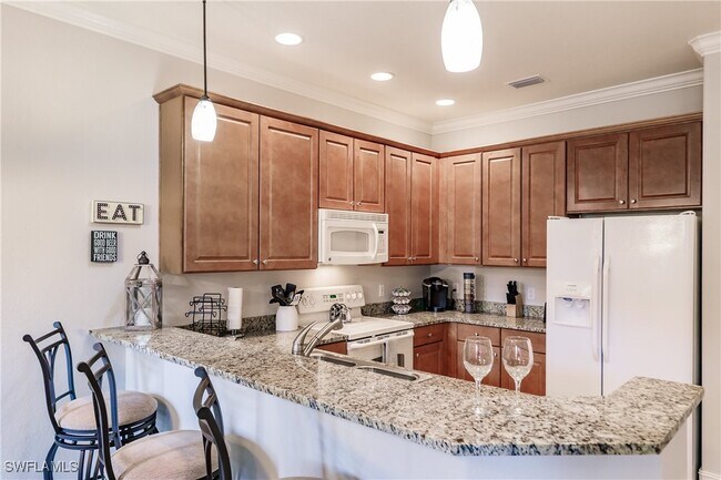 Building Photo - 9081 Albion Ln S