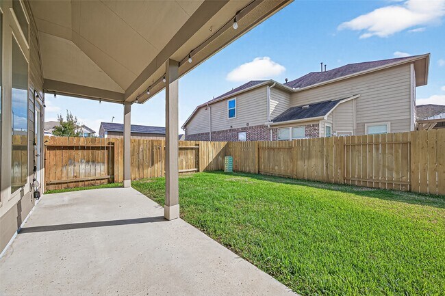 Building Photo - 18507 Sleeping Bear Wy