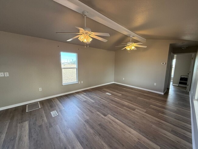 Building Photo - Newly Remodeled 2 Bed 2 Bath Home in the Country