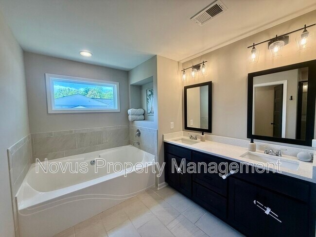 Building Photo - 148 Cedar Pk Wy