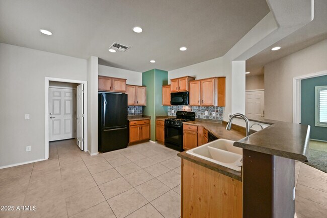 Building Photo - 26182 W Tonto Ln