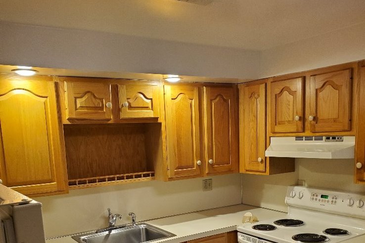 Building Photo - 35 E 6th St