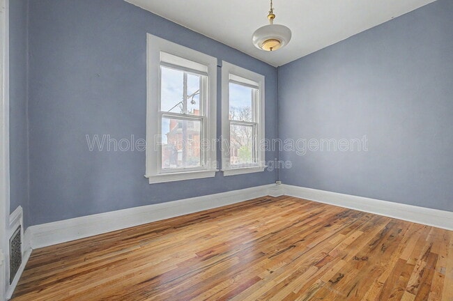 Building Photo - 2214 E 13th Ave