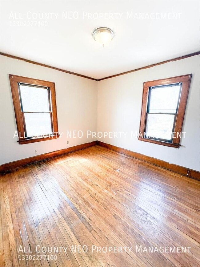 Building Photo - 680 Sherman St