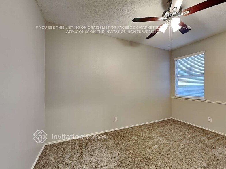 Building Photo - 3932 Overlake Dr