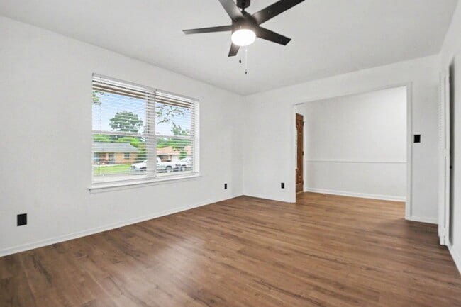 Building Photo - 3407 Tipps Dr