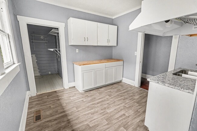 Building Photo - 2335 20th Place Ensley