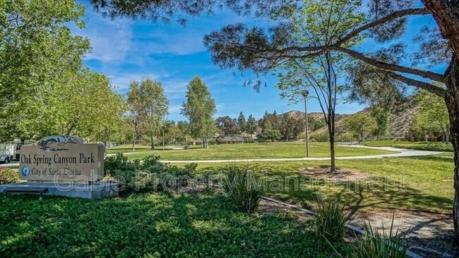 Building Photo - 15845 Rosehaven Ln