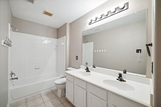 Building Photo - 24423 Pepperrell Pl St