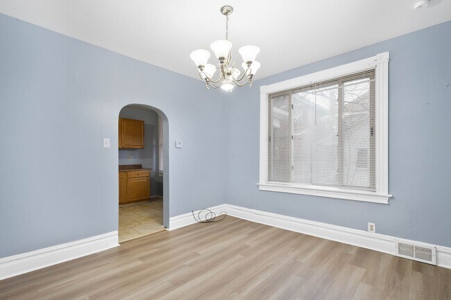 Building Photo - Stunning 2 bedroom home in Homestead available September 1!