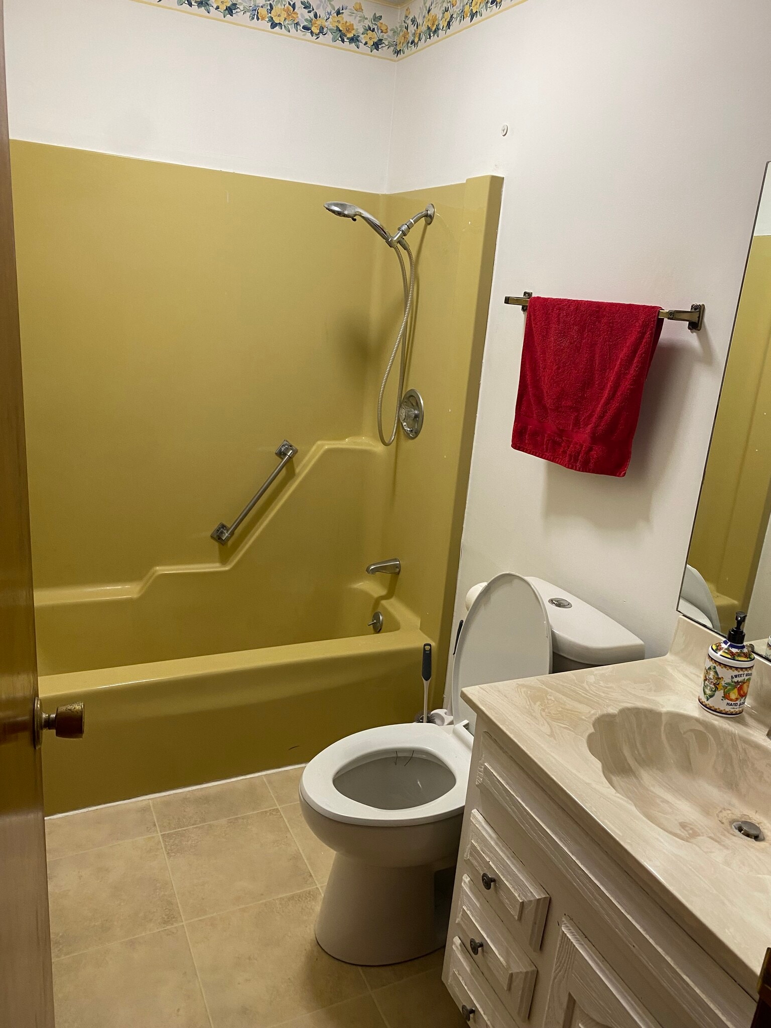 Bathroom - 103 S Spring St