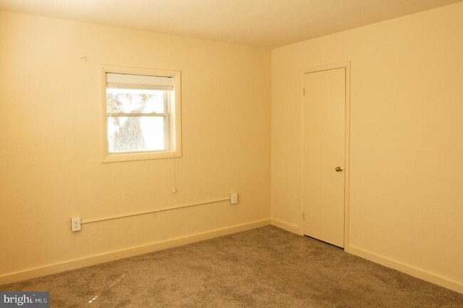 Building Photo - 108 Martin Dr