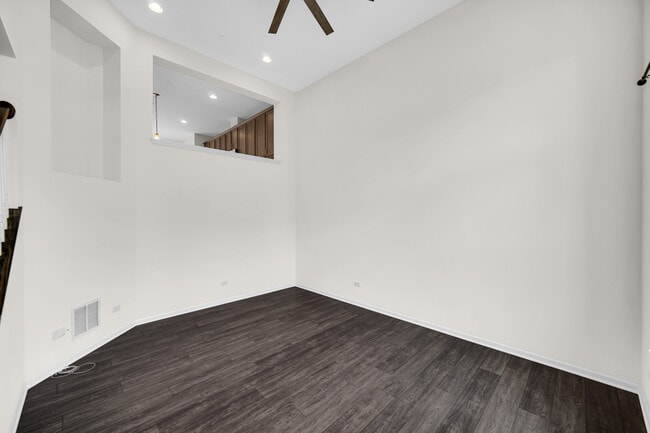 Building Photo - 4456 Monroe Ct