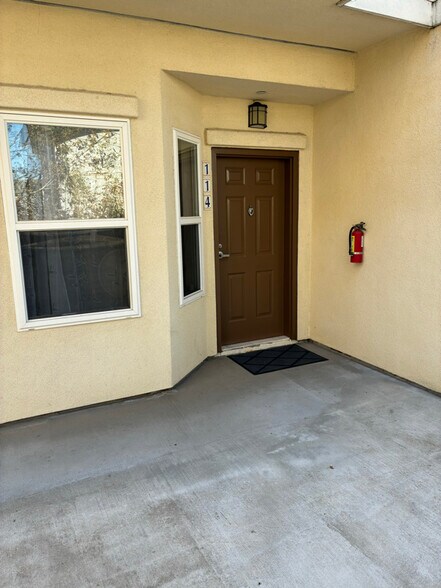 Building Photo - 10879 San Pablo Ave