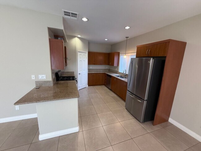 Building Photo - 3BR / 2.5BATH Imperial Beach Home | Private Yard & Attached 2-Car Garage