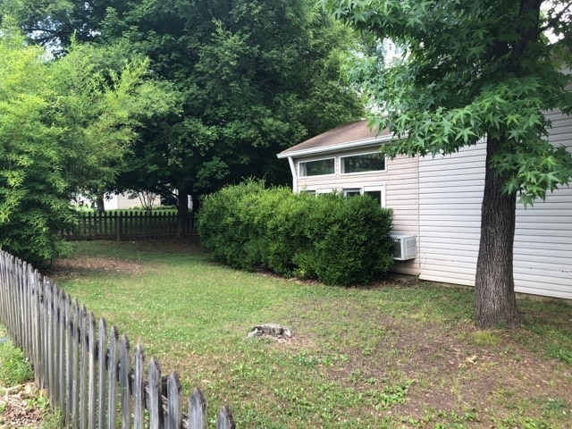 Building Photo - Very Nice 3 Bedroom Home in Hendersonville!