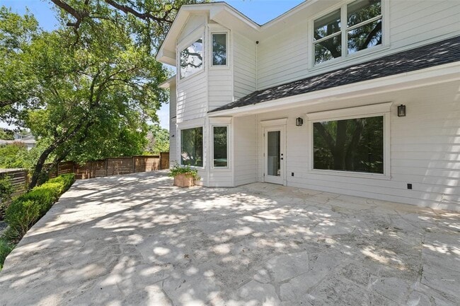 Building Photo - 5700 Carry Back Ln