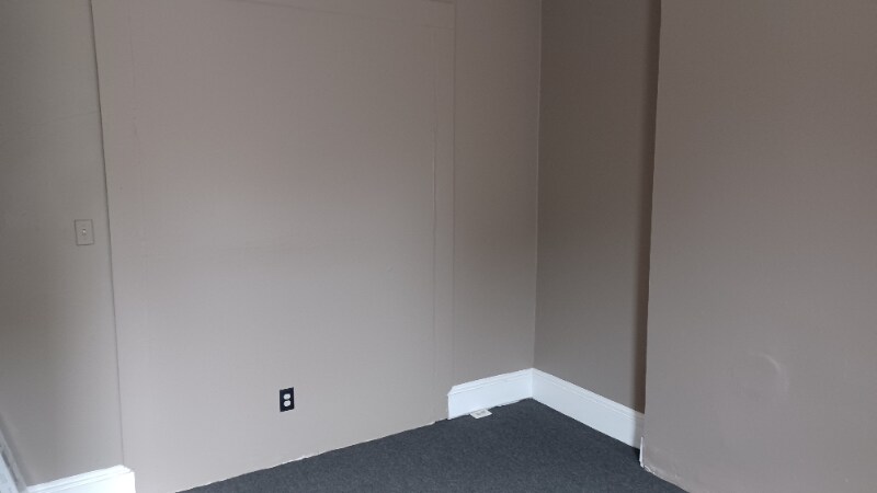 Building Photo - 411 N Montgomery St