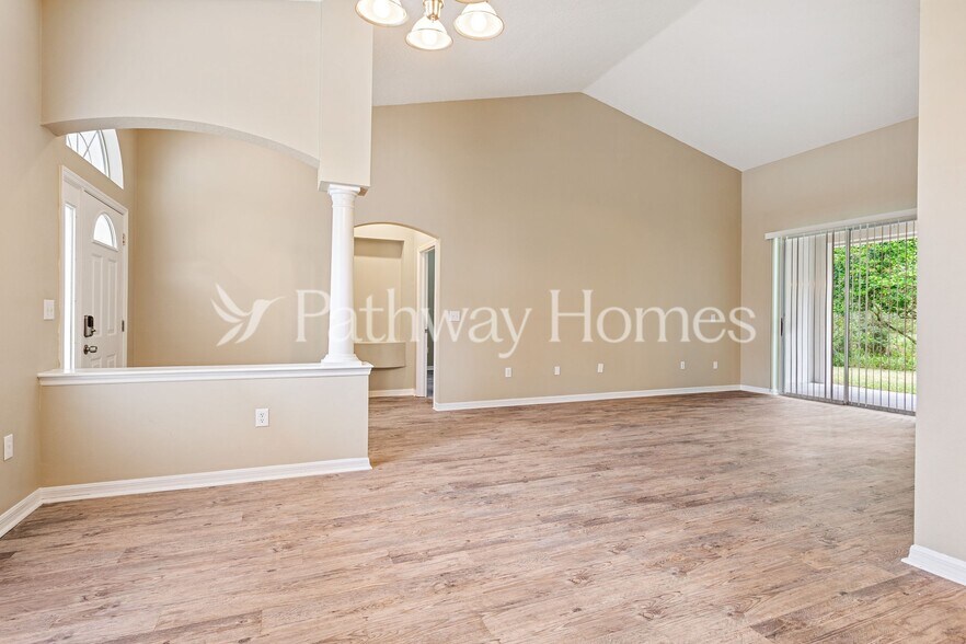 Building Photo - 10217 Newington Pl