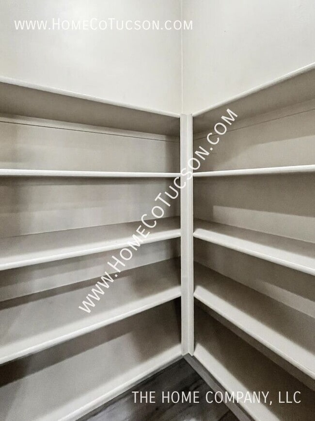 Building Photo - 2808 N Silkie Pl