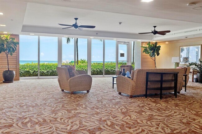 Building Photo - 16445 Collins Ave