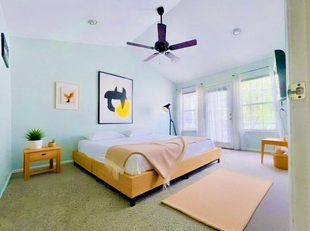 Building Photo - 363 Catskill Court