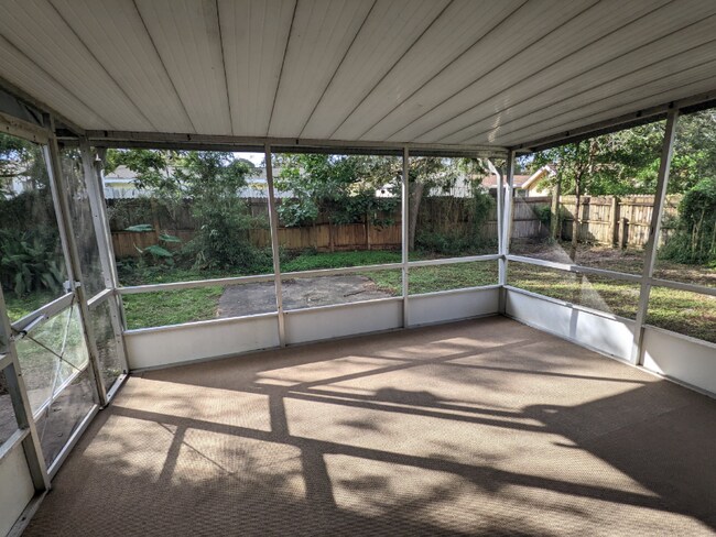 Building Photo - 1280 Gallaten Rd