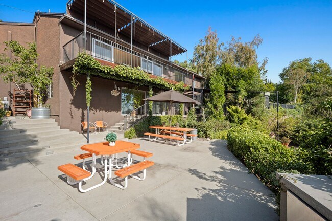 Building Photo - 3772 San Rafael Ave