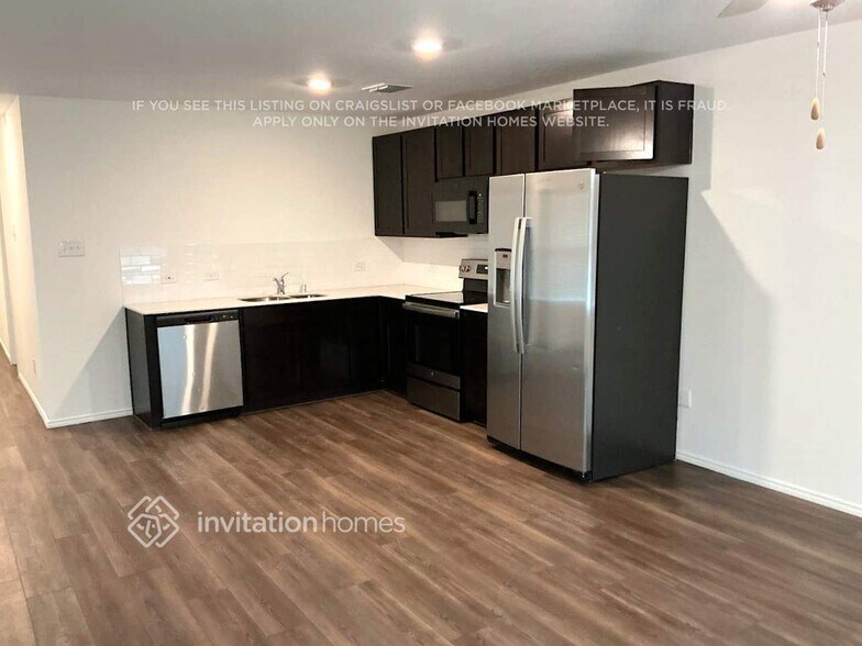 Building Photo - 121 Br Vlg Wy