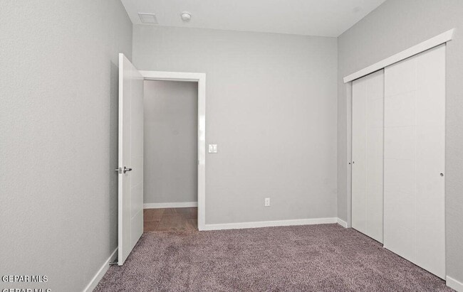 Building Photo - 2728 Tierra Oasis St