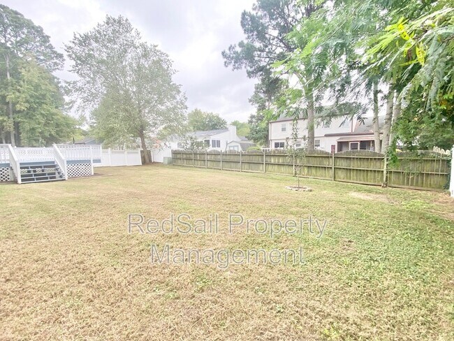Building Photo - 184 Stony Ridge Ct