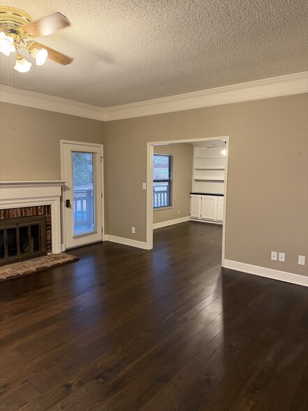 Building Photo - 698 Trailcrest Ct