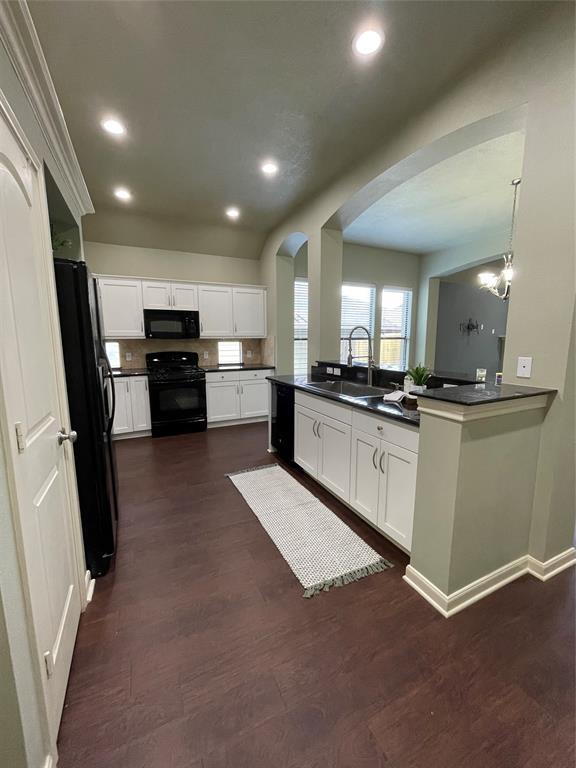 Building Photo - 951 Oak Terrace Dr