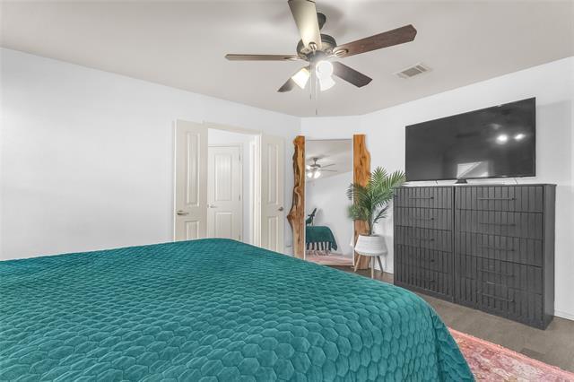 Building Photo - 2050 Lake Trail Dr