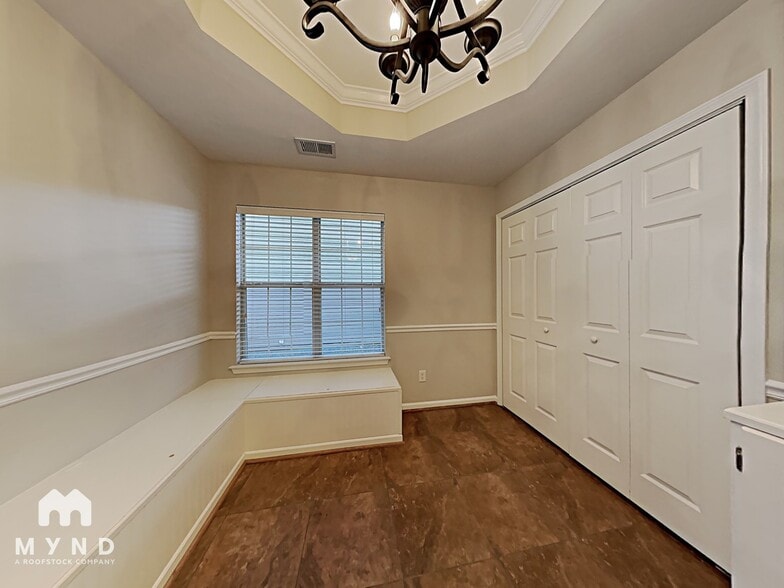 Building Photo - 306 Forest Lakes Dr