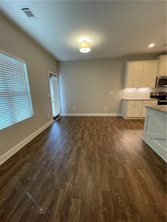 Building Photo - 301 Omnia Ridge Way