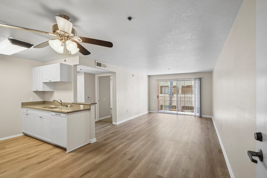 Canyon Club Apartments 26035 Bouquet Canyon Rd Santa Clarita CA 91350