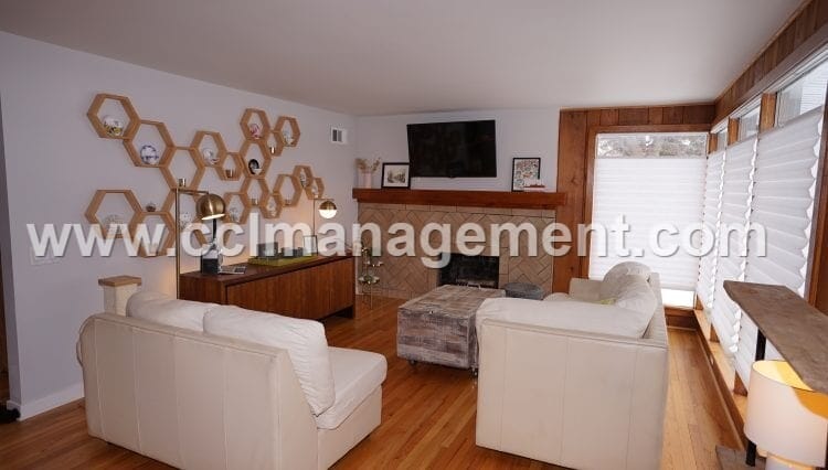 Building Photo - 501 W Dean Ave