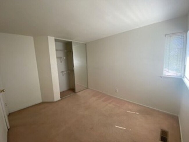 Building Photo - 293 Scotts Valley