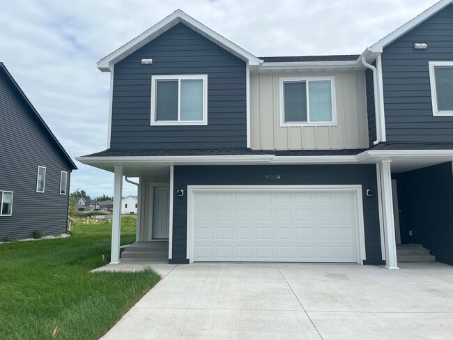 Building Photo - The Wilds Townhomes
