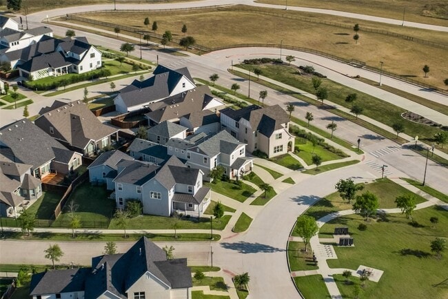 Building Photo - 14104 Cross Oaks Pl