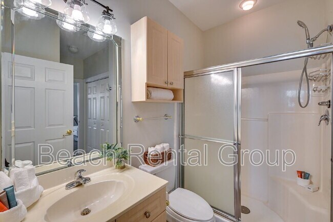 Building Photo - 4882 Luster Leaf Cir