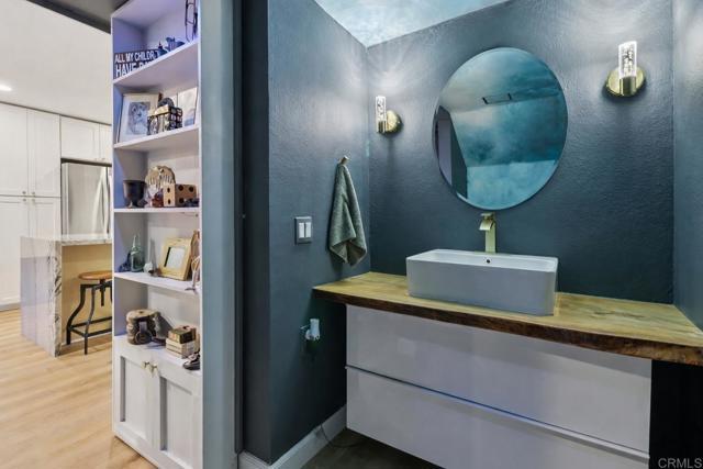 Building Photo - 2711 Via Festivo