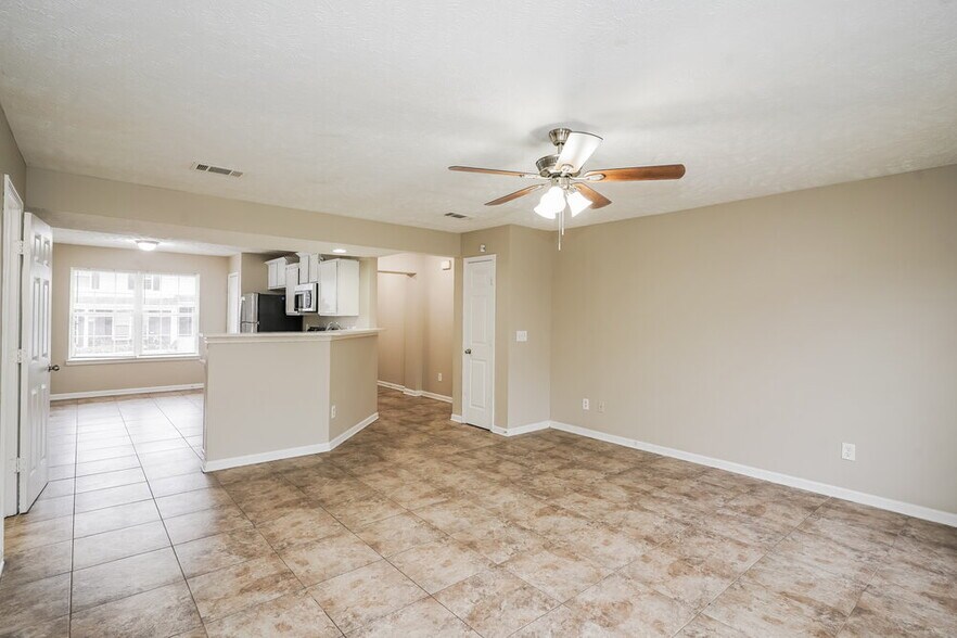 Building Photo - 3011 RG Buchanan Dr