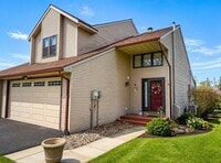 Building Photo - 209 Vivian Ln