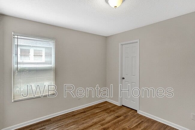 Building Photo - 331 Stockton St